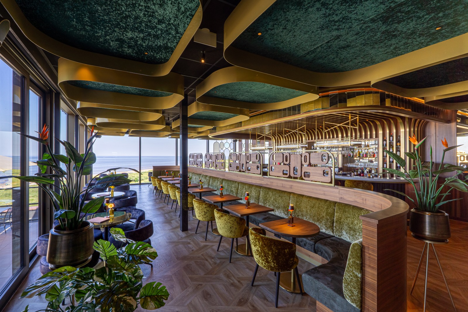 Skybar6.jpg