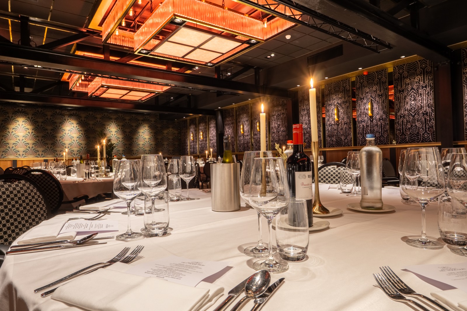 HHD_ Hoge_Duin_Zaal_Diner01.jpg